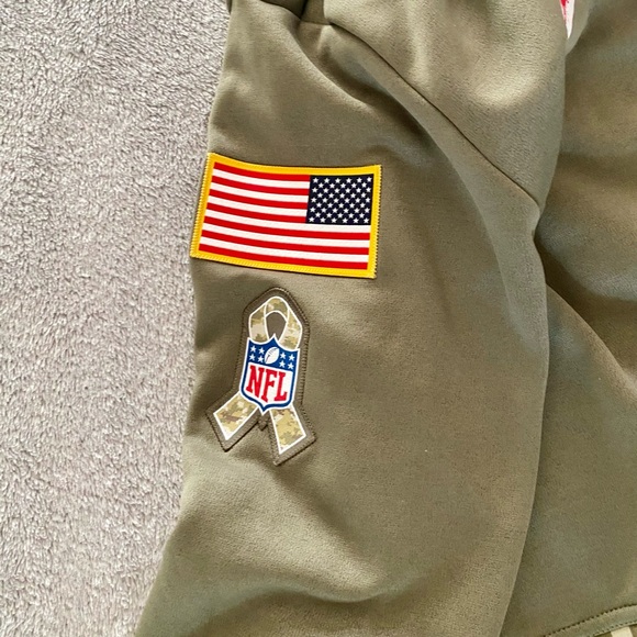 Patriots Salute to Service hooded sweatshirt - Picture 5 of 7